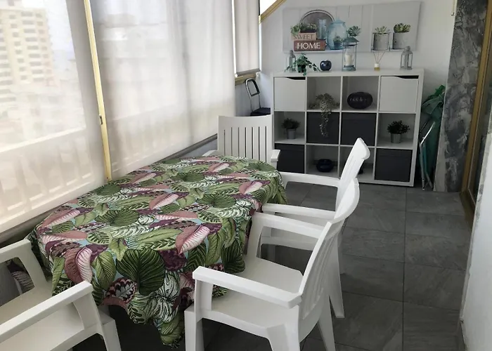 Con Vistas דירה *